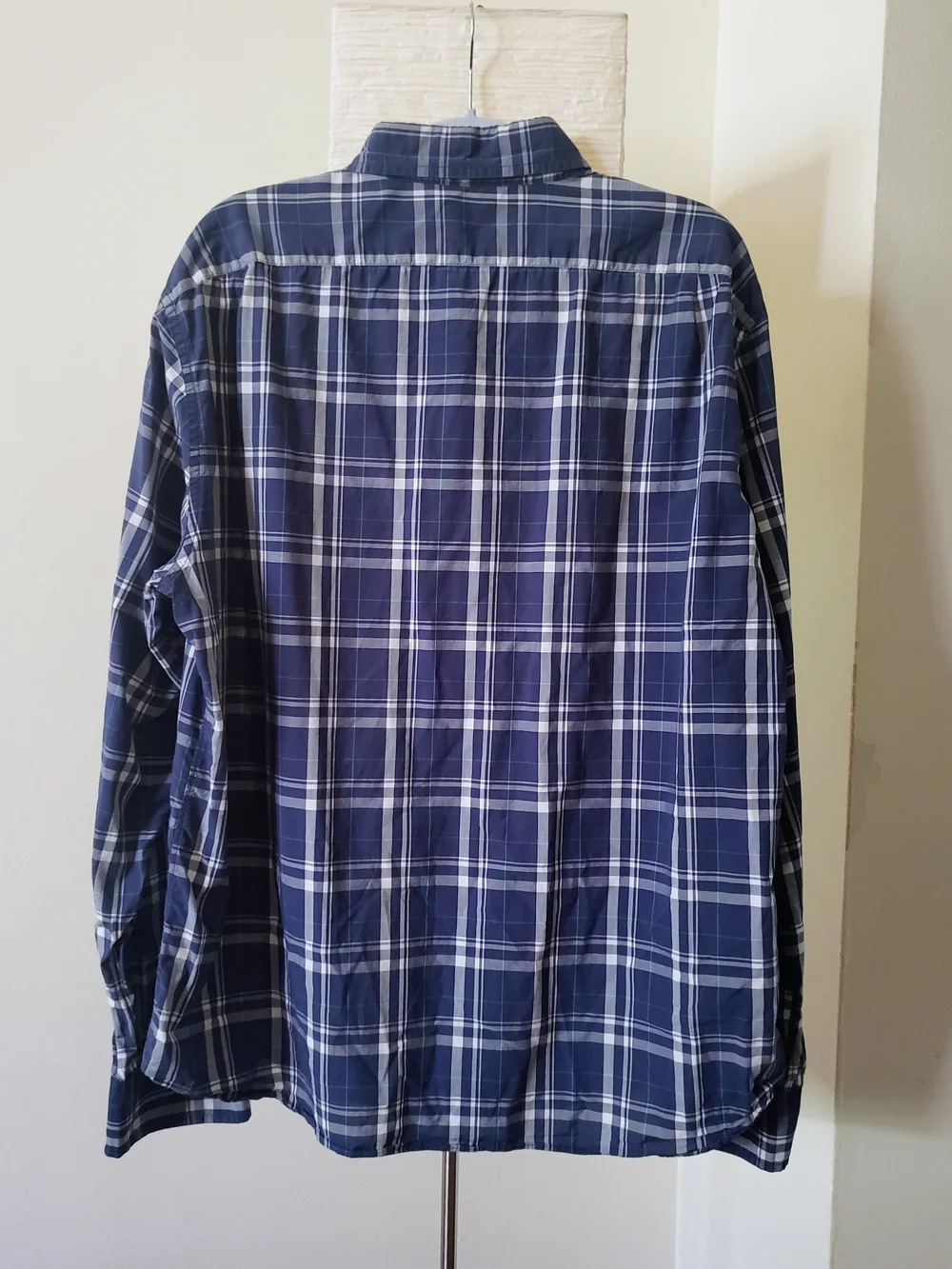 J. Crew Men's Slim Fit Blue & White Plaid Long Sleeve Button-Down Shirt XL